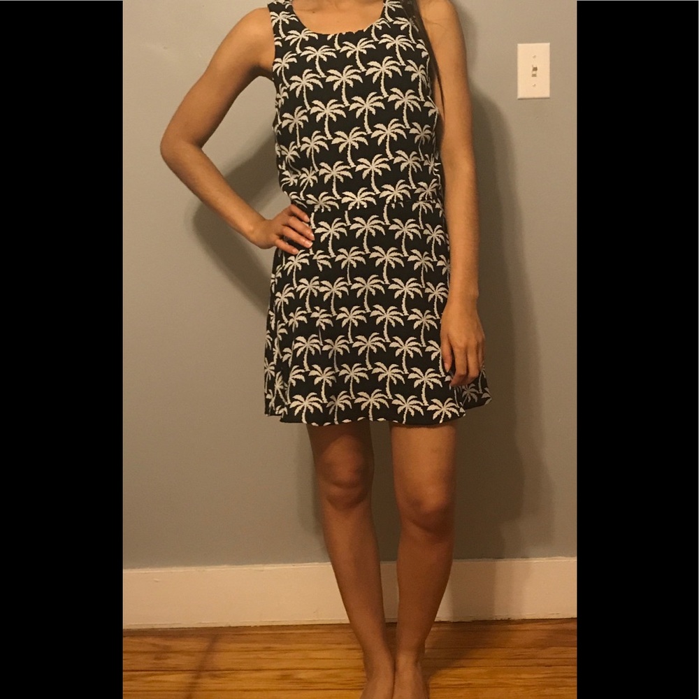 Black dress white palm tree